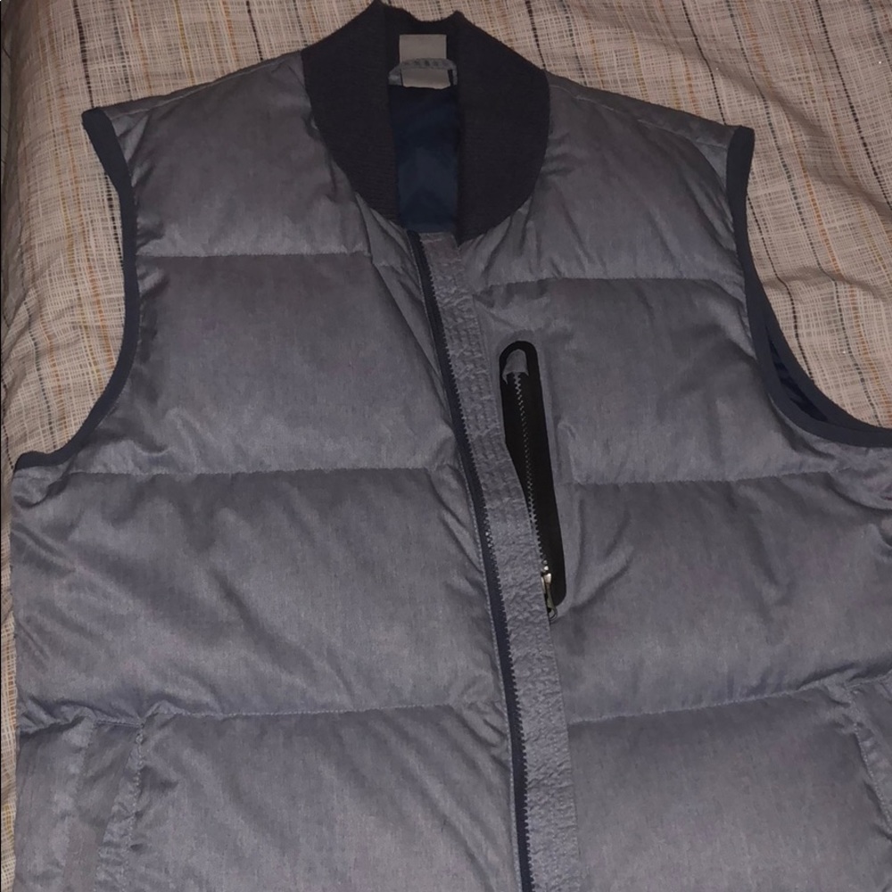 Nike vest